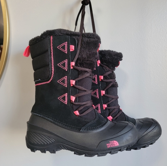 The North Face Other - The North Face waterproof lace up big girls 4 pink black winter boots